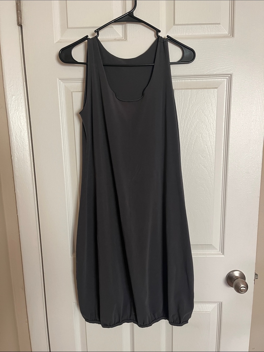 Tacera Sleeveless Bubble-Hem Dress - Black